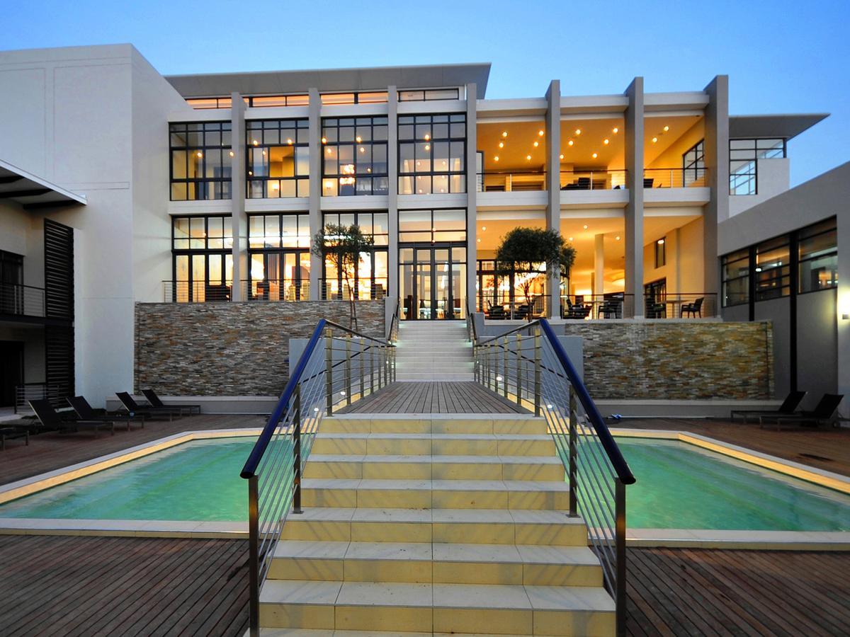 The Fairway Hotel, Spa & Golf Resort Randburg Bagian luar foto