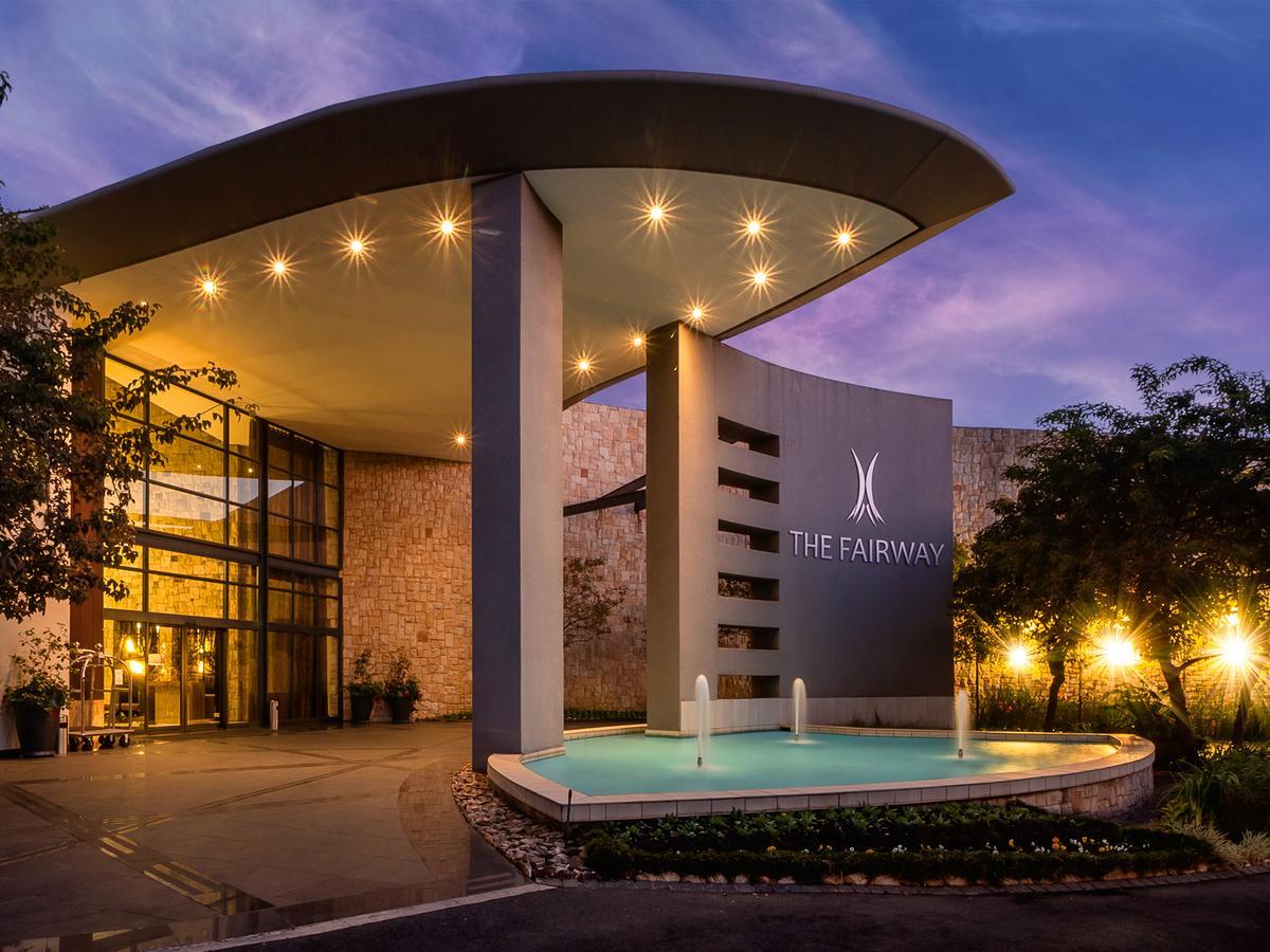 The Fairway Hotel, Spa & Golf Resort Randburg Bagian luar foto