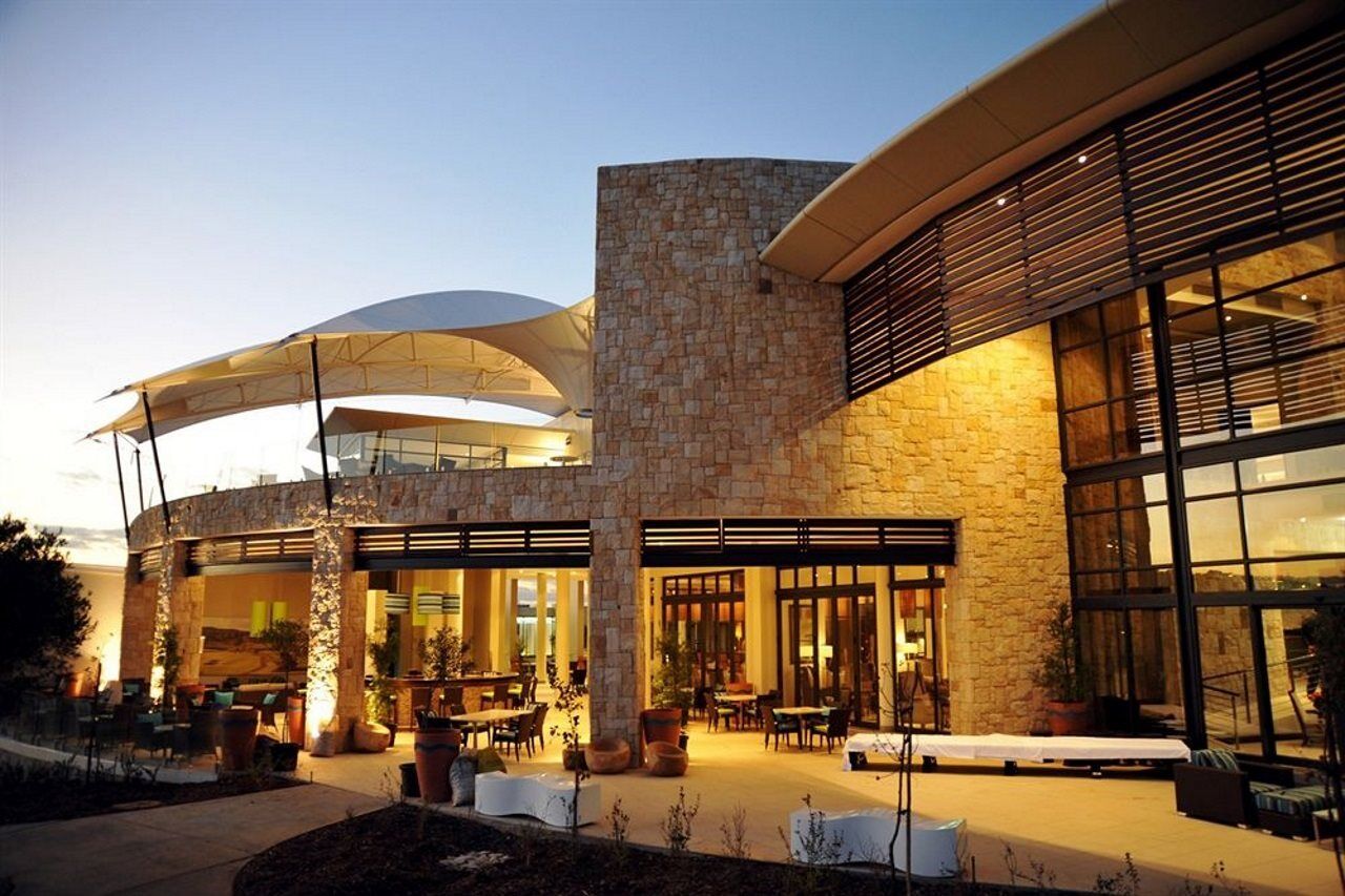 The Fairway Hotel, Spa & Golf Resort Randburg Bagian luar foto